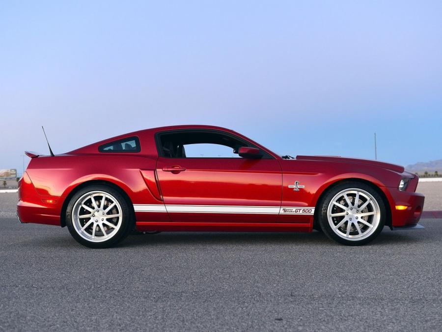  Shelby GT500 Super Snake 2013 года  (фото 5 из 8)